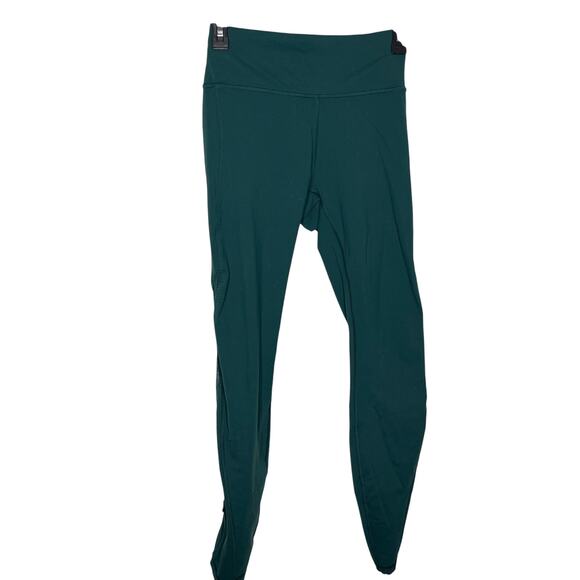 Lululemon Size 6 Criss Cross Back with Mesh Emerald Green Workout Yoga Gym - Picture 1 of 9